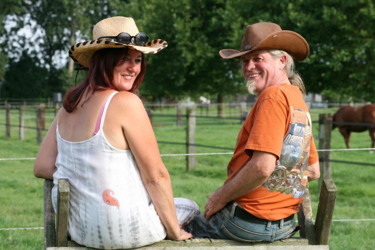Boeren Biezen Bed Landelijk Villa Bagian luar foto