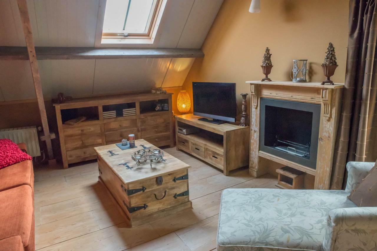 Boeren Biezen Bed Landelijk Villa Bagian luar foto